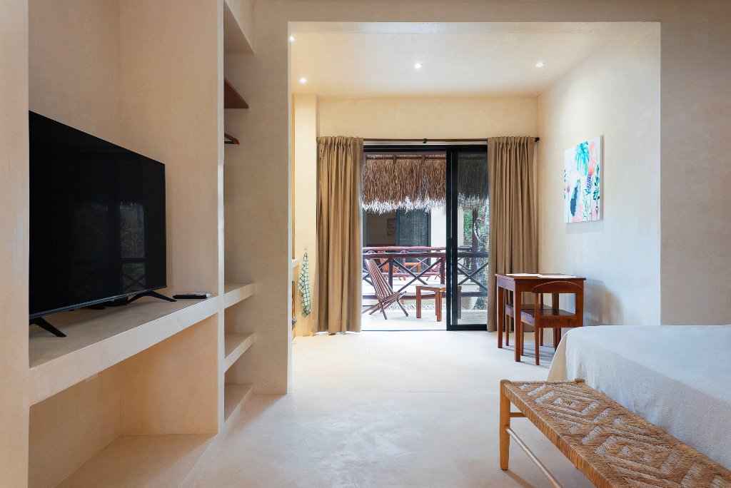 Water is life, relaxation, pureness. Casa Yaakun truly feels like an oasis. Chilling out, either in one of the four private pools (in the ground floor apartments) or around the main swimming pool, will be an amazing experience.